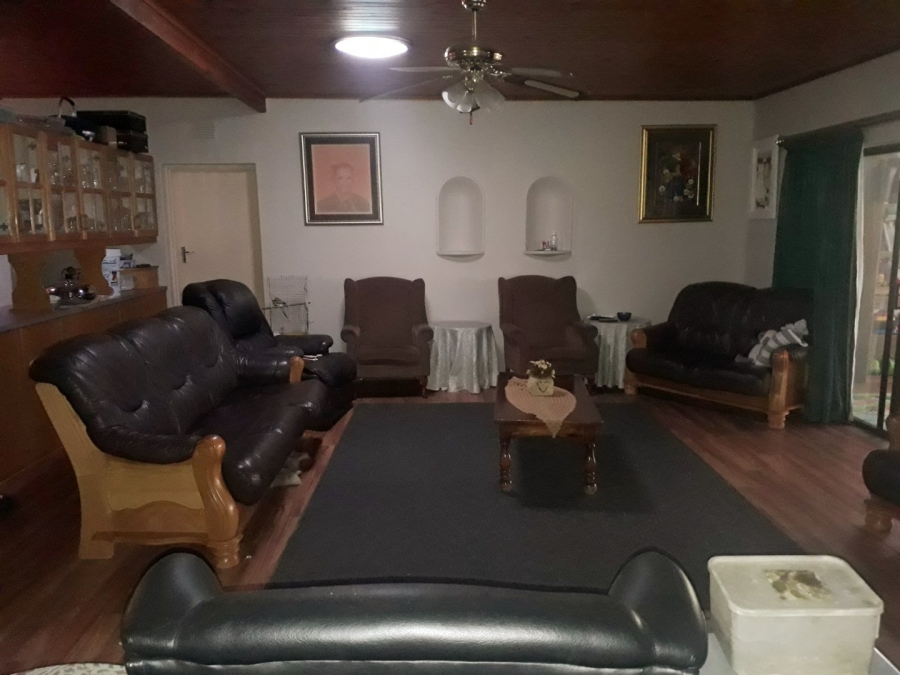 5 Bedroom Property for Sale in Sasolburg Free State